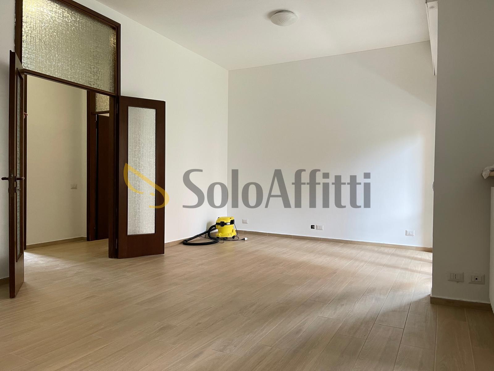 Trilocale con box, Gallarate crenna
