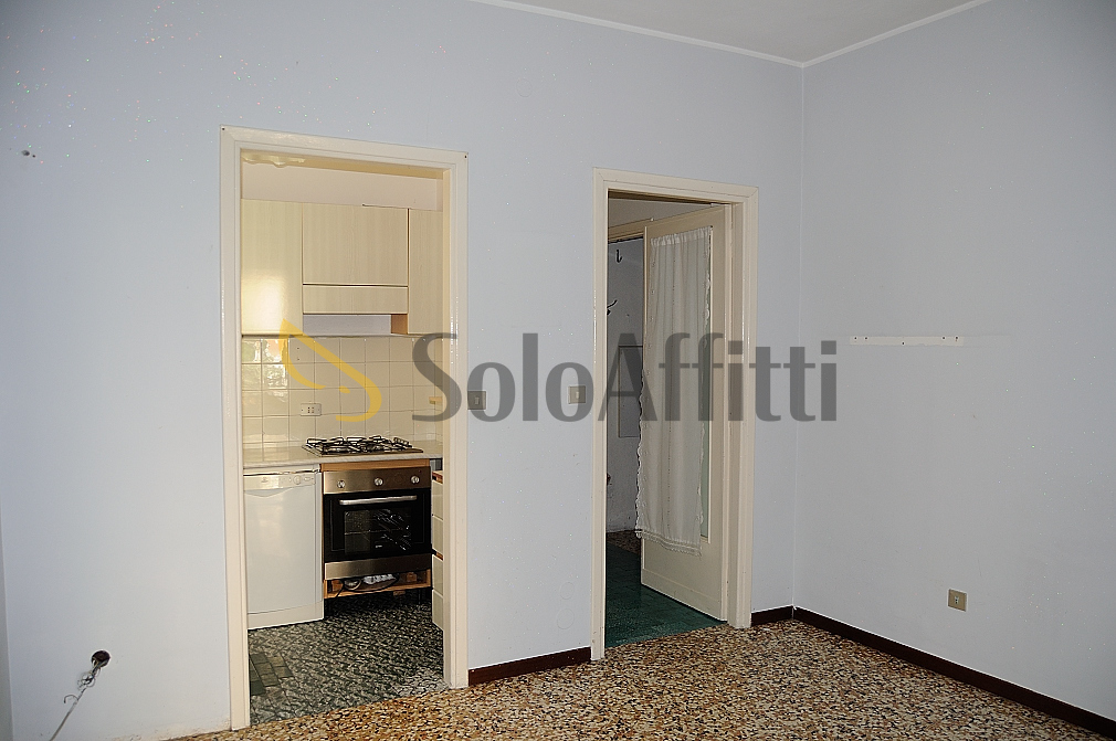 Trilocale da ristrutturare in via chiomo 25, Settimo Torinese