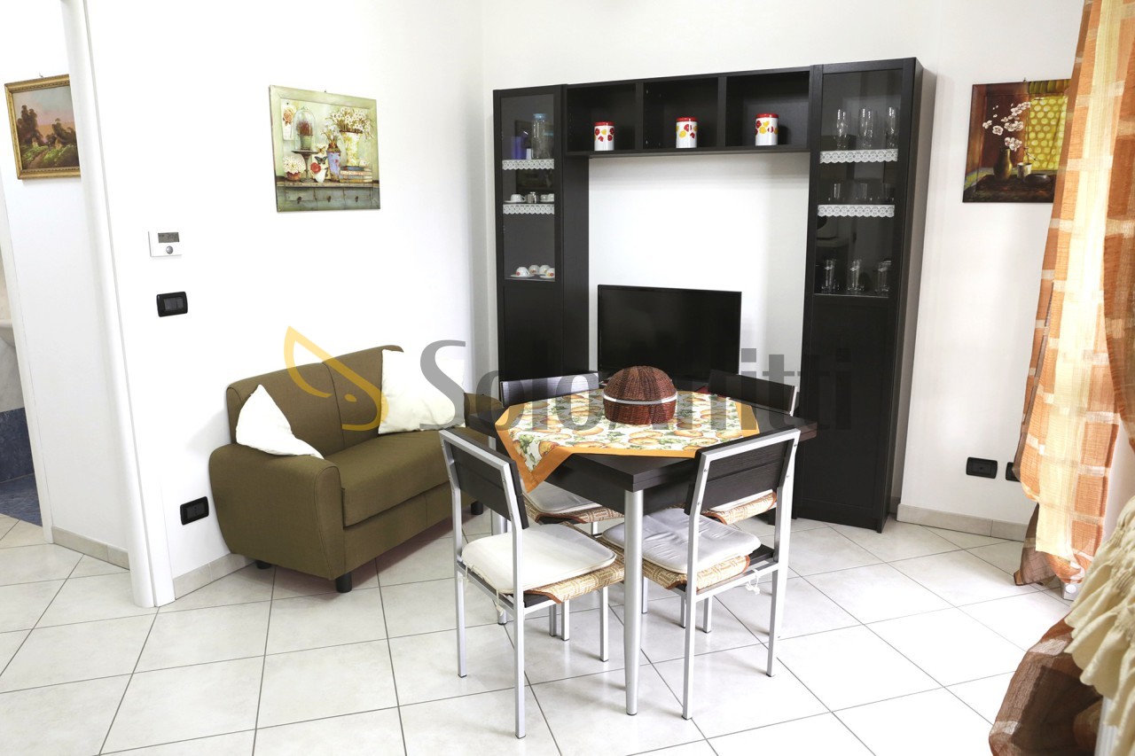 Bilocale con terrazzo in via monginevro 6, Settimo Torinese