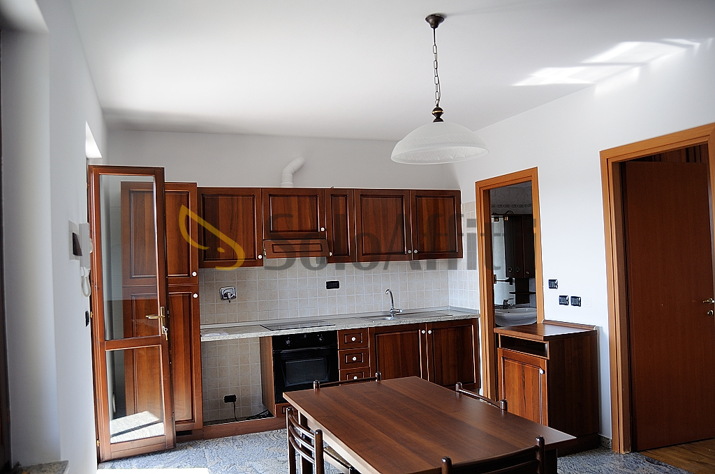 Bilocale con box in via fornaci 45, Settimo Torinese