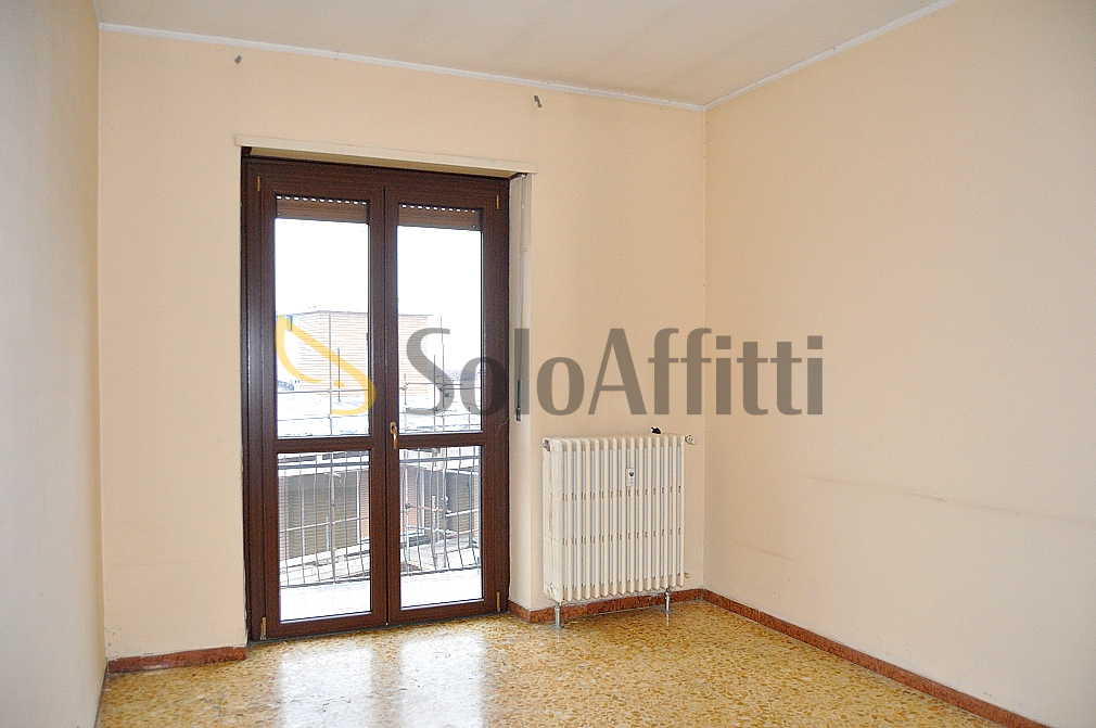 Trilocale da ristrutturare in via d. aragno 7, Settimo Torinese