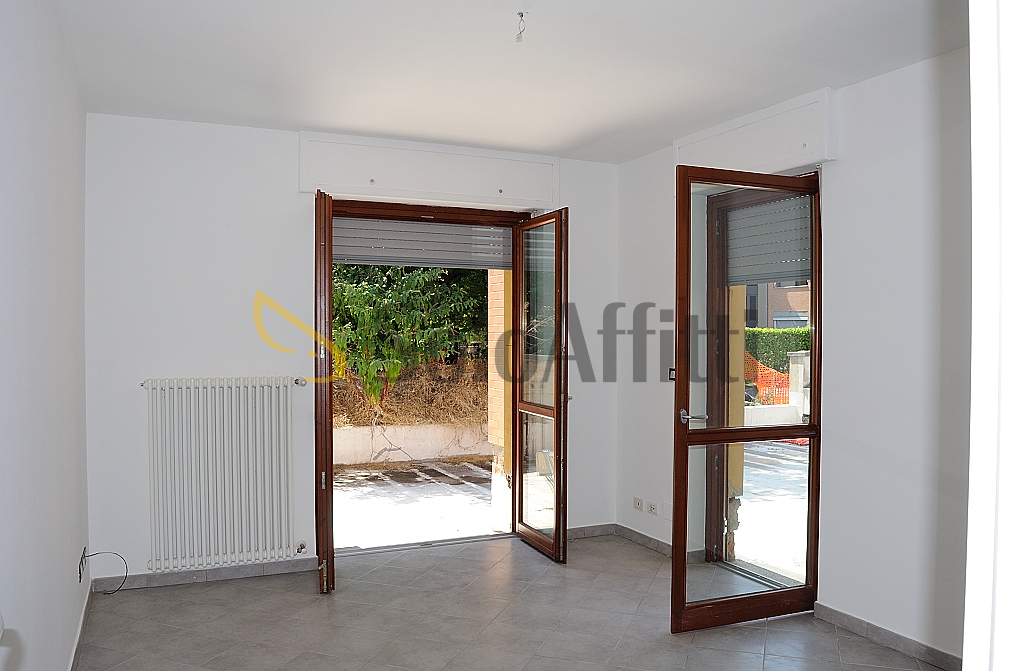 Bilocale con giardino in via colombo 29, Caselle Torinese