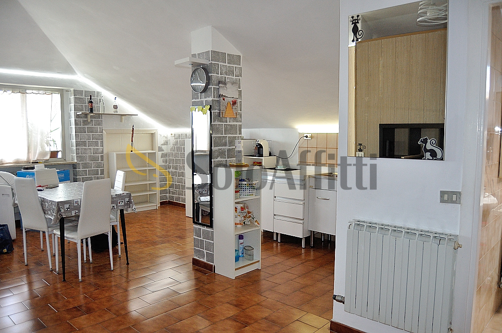 Loft con box in via piave 12, Leini