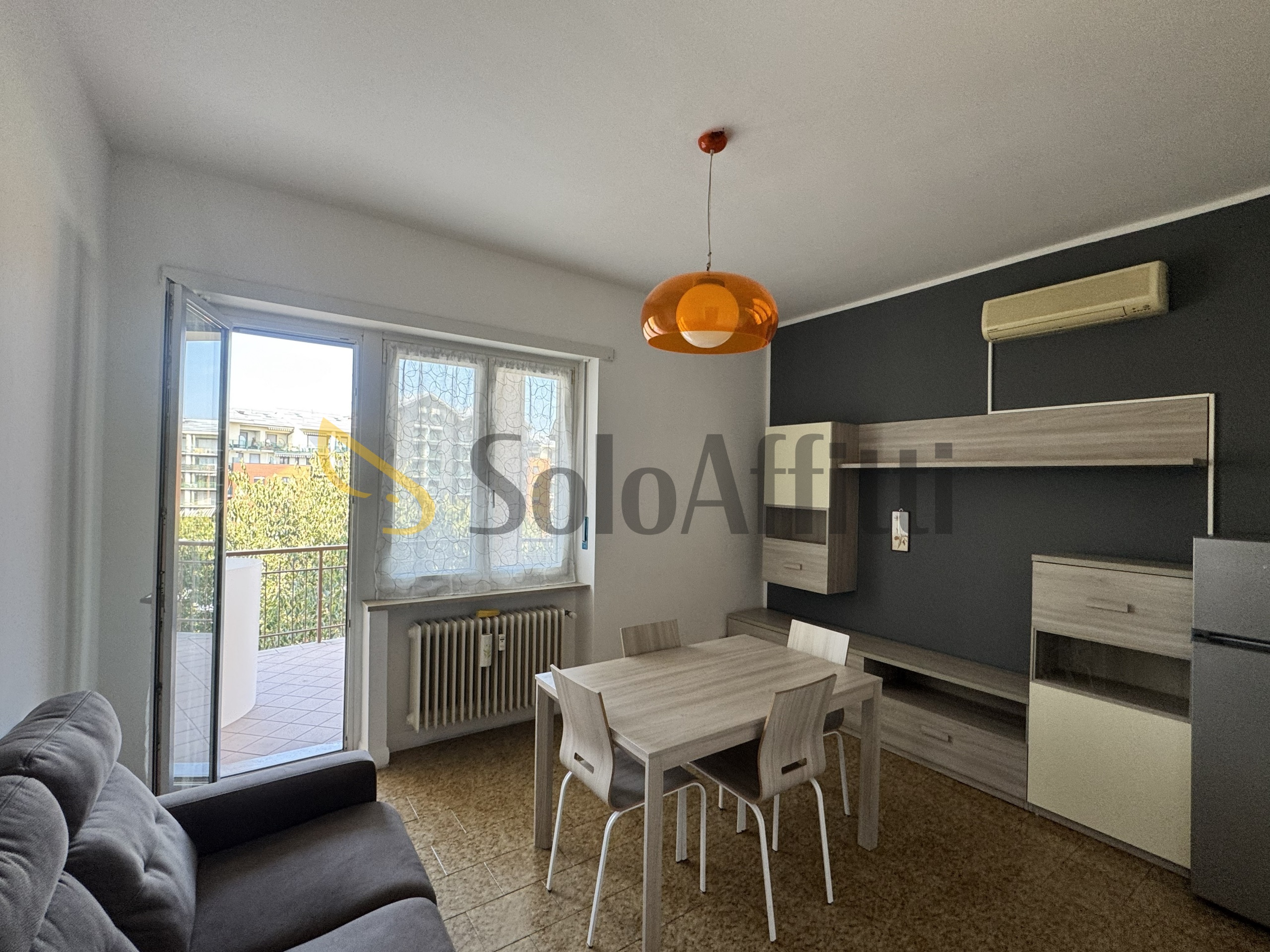 Bilocale con terrazzo in via monginevro 2, Settimo Torinese