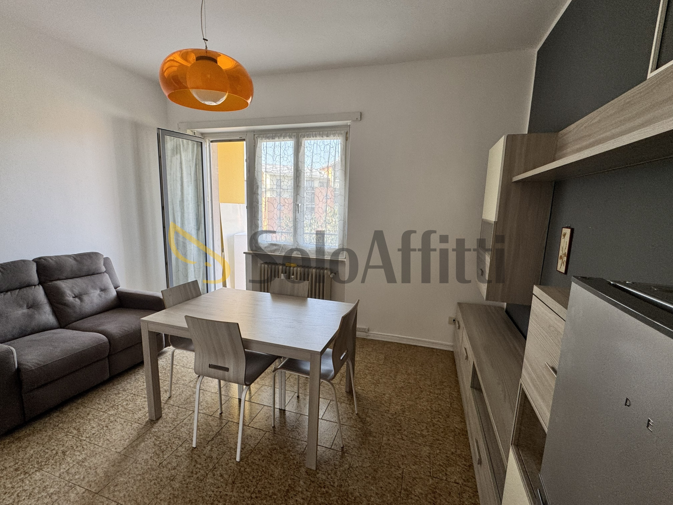 Bilocale con terrazzo in via monginevro 2, Settimo Torinese