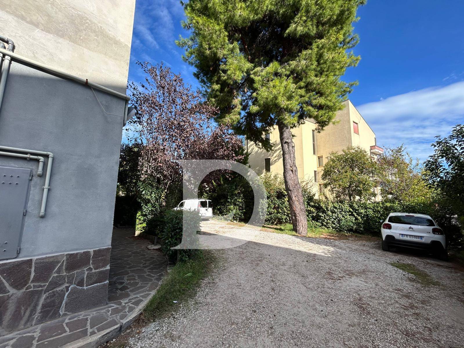 Appartamento in vendita a Pescara, Zona Colli