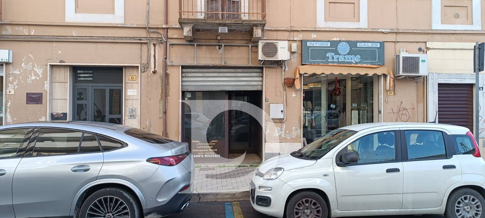 Locale commerciale in vendita a Pescara, Porta Nuova