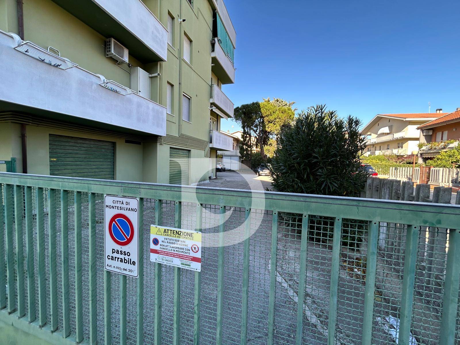 Box o garage in vendita a Montesilvano