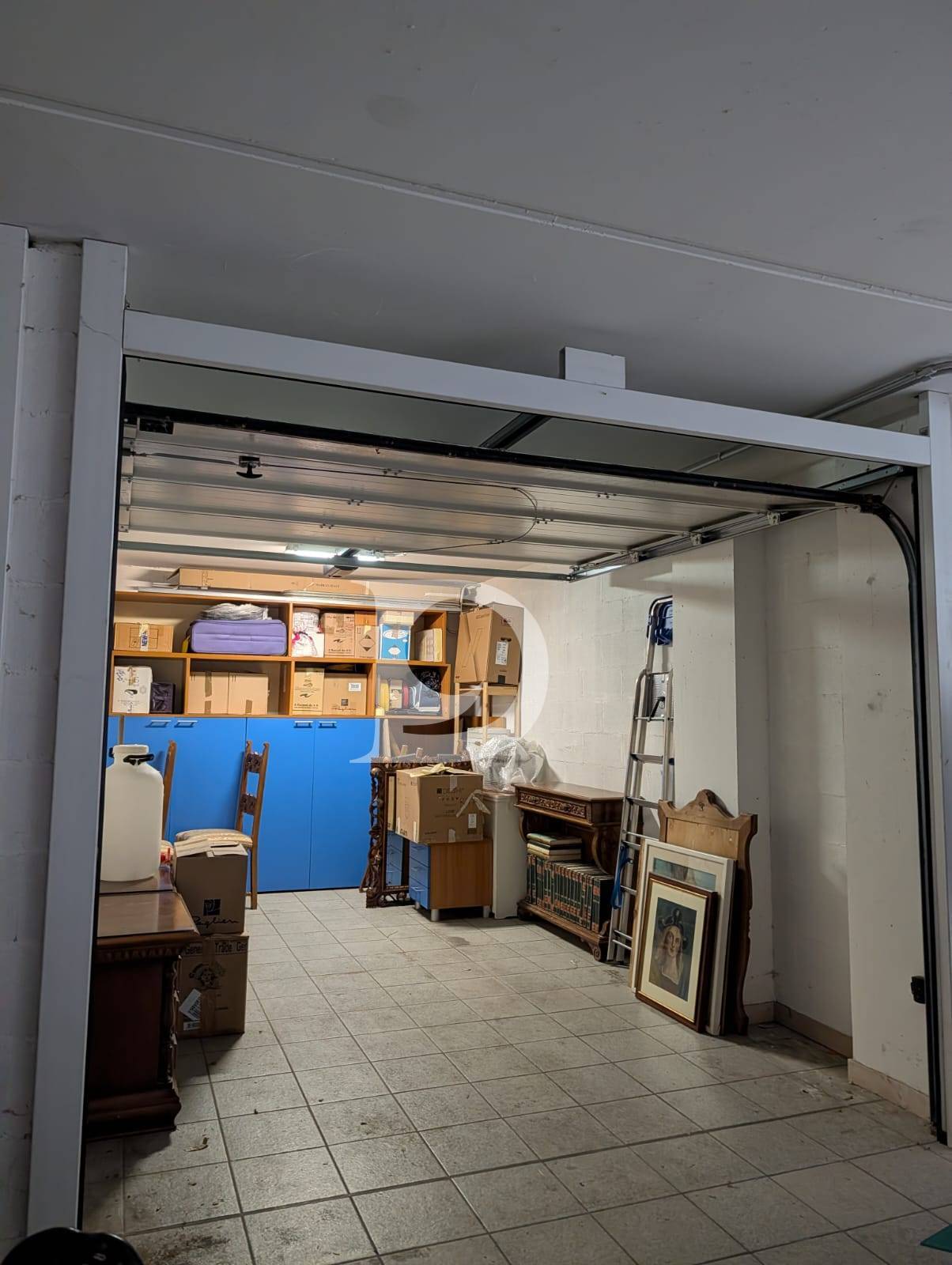 Box o garage in vendita a Pescara, Centro