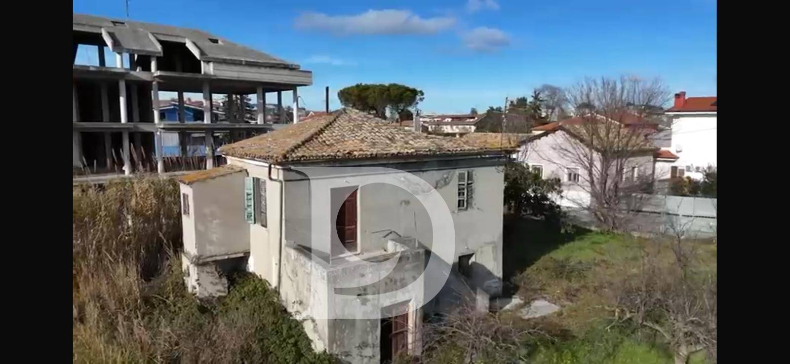 Rustico in vendita a Pescara, Zona Tiburtina