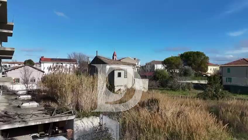 Rustico in vendita a Pescara, Zona Tiburtina