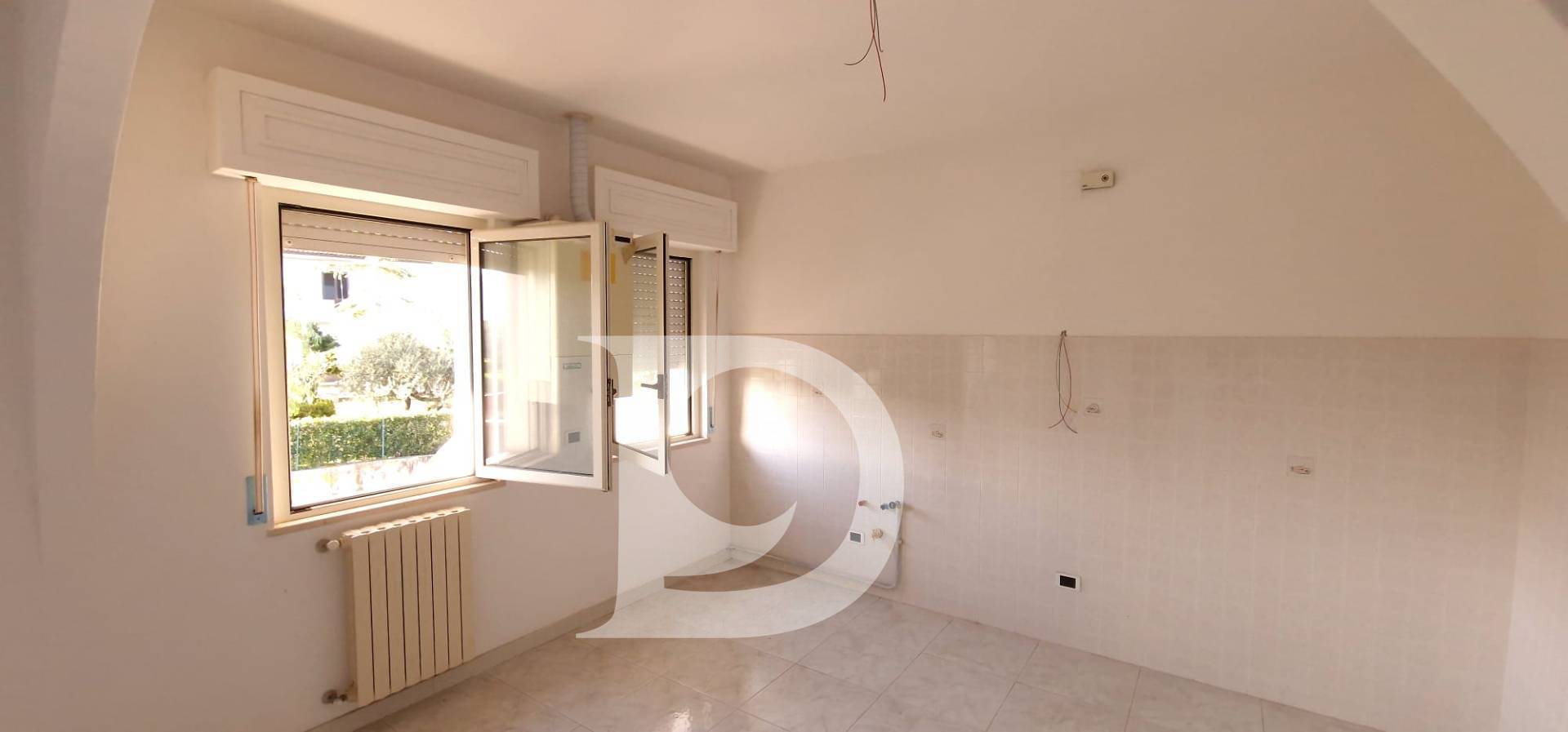 Appartamento in vendita a Loreto Aprutino