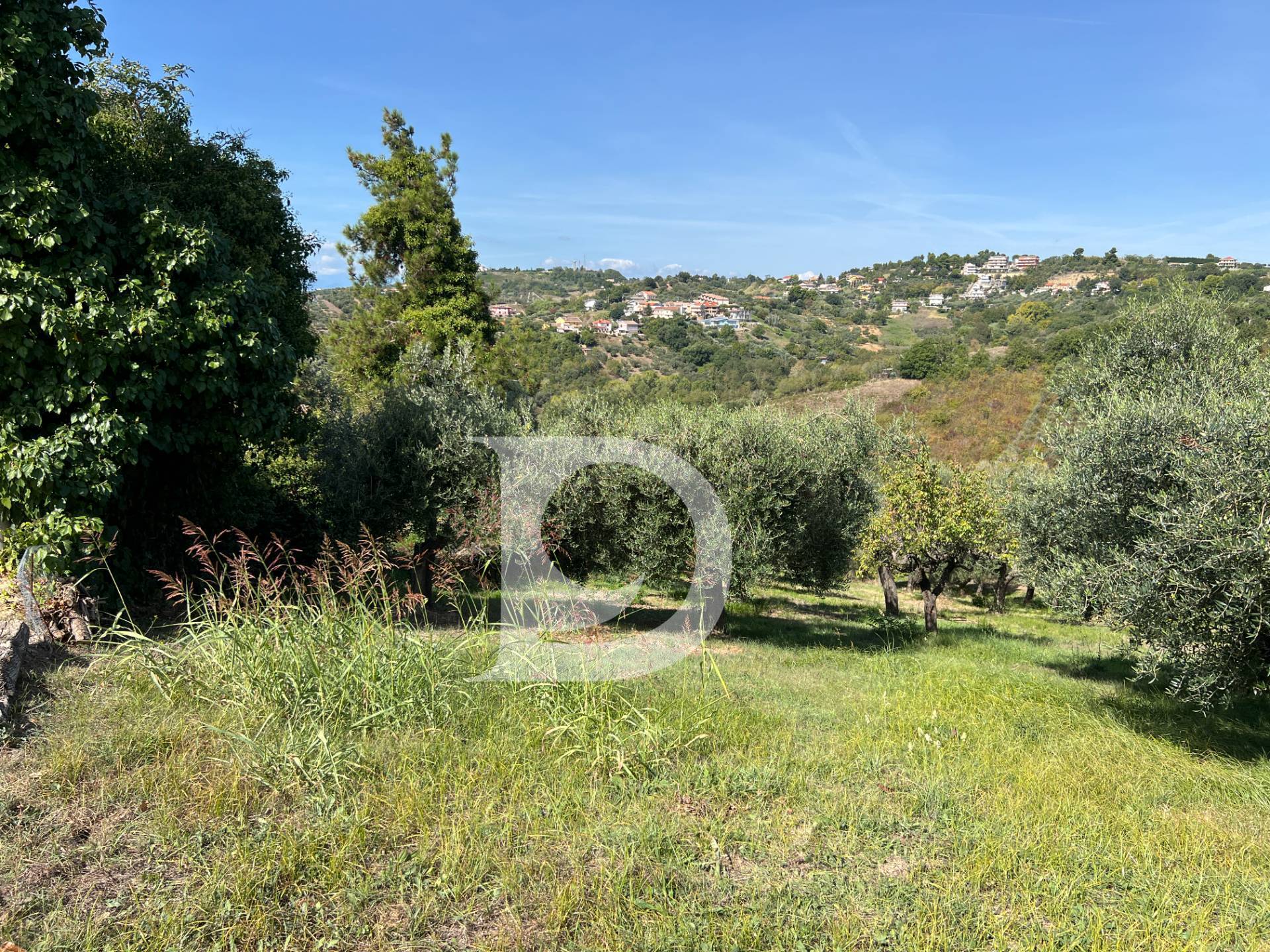 Terreno edificabile in vendita a Pescara, Zona Colli