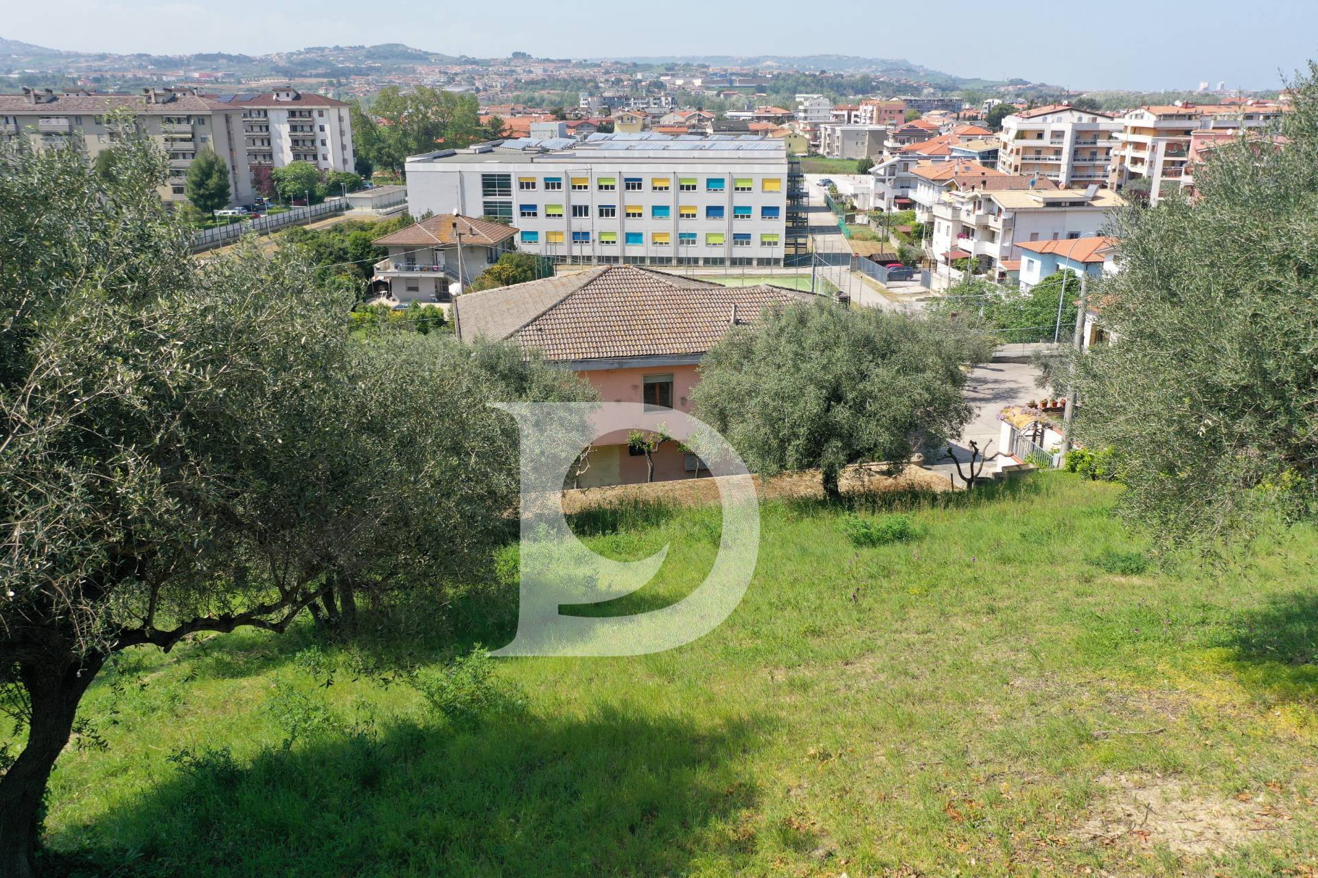Terreno edificabile in vendita a Montesilvano