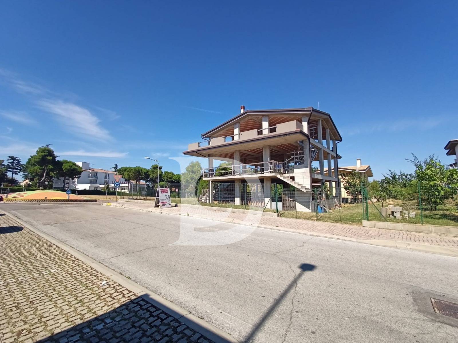 Casa singola in vendita a Citt Sant'Angelo, San Martino Bassa