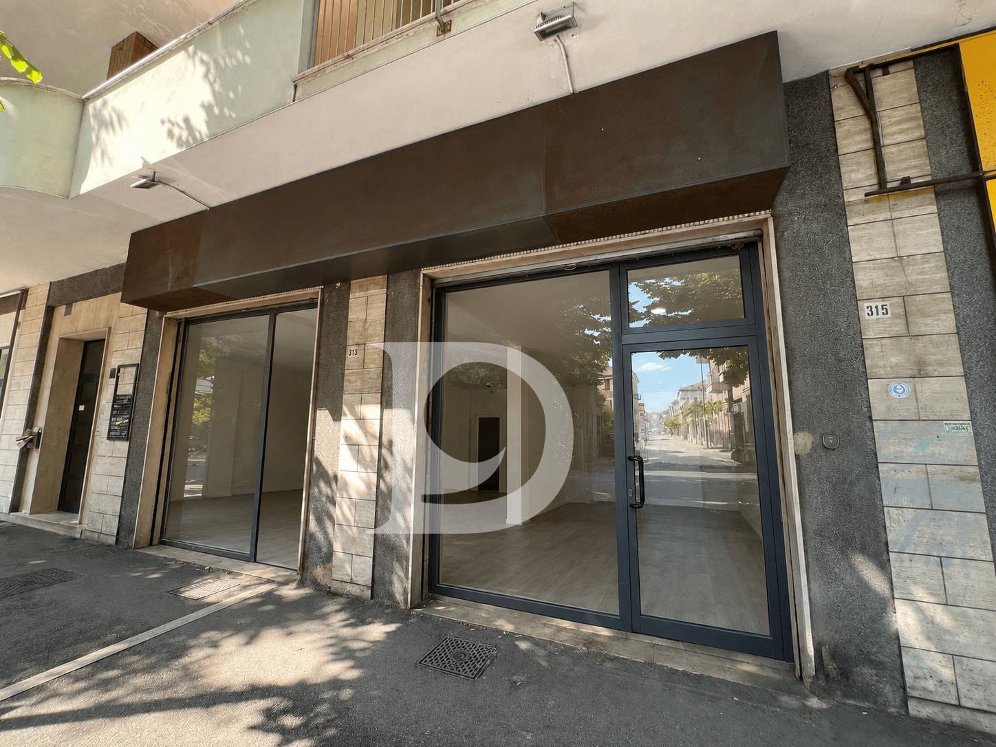 Locale commerciale in affitto a Pescara, Zona Nord