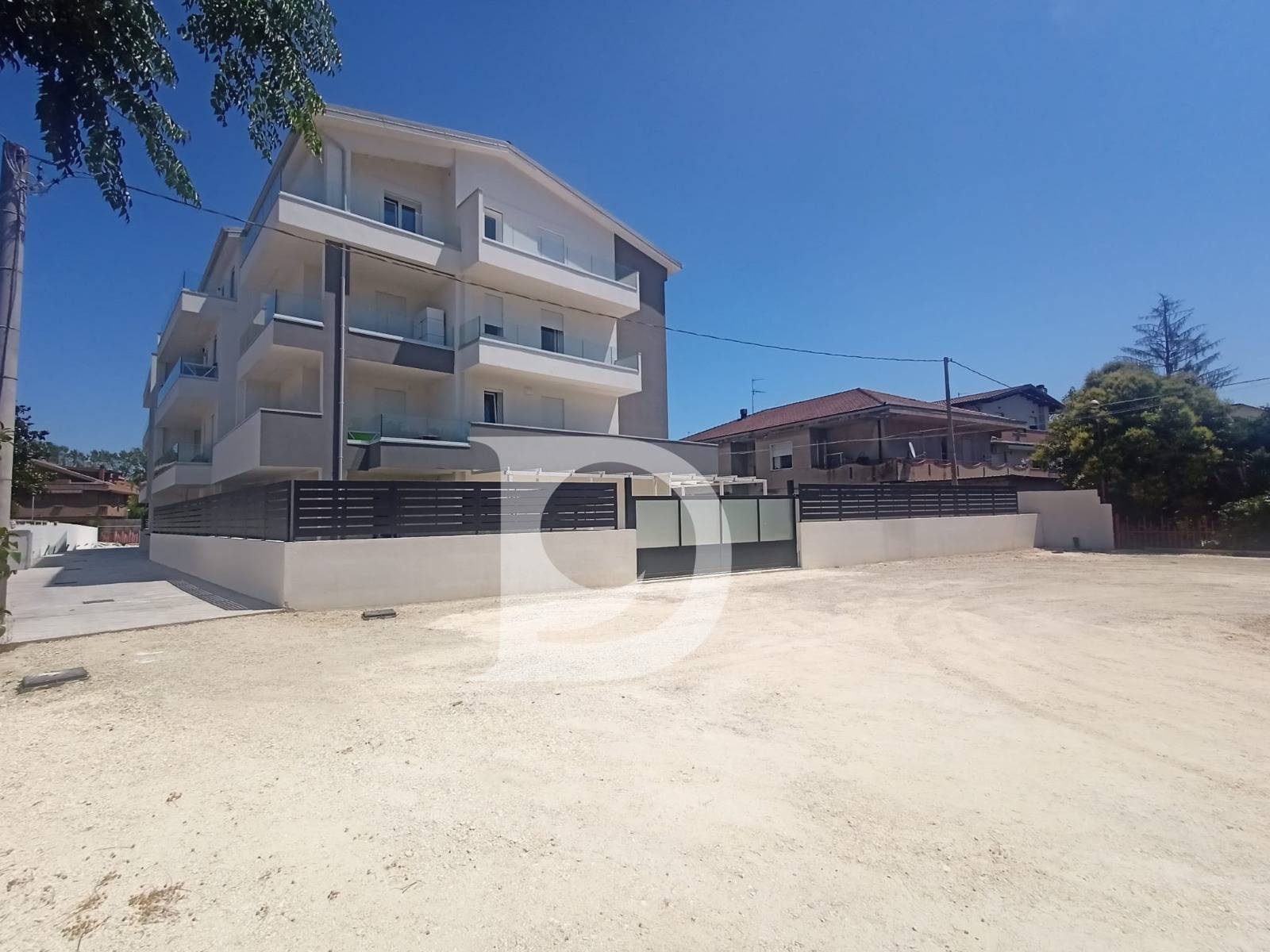 Appartamento in vendita a Citt Sant'Angelo, Marina