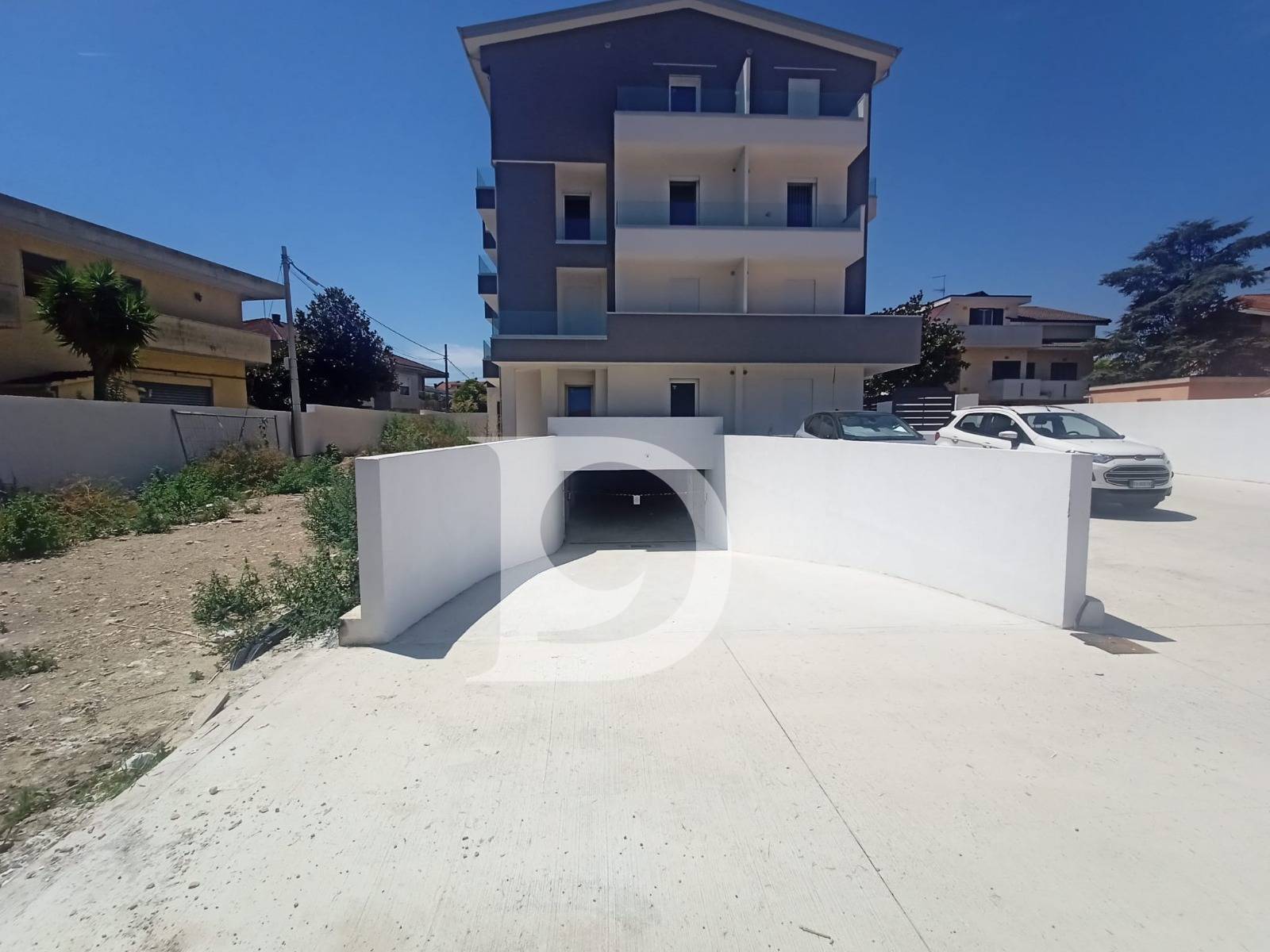 Appartamento in vendita a Citt Sant'Angelo, Marina