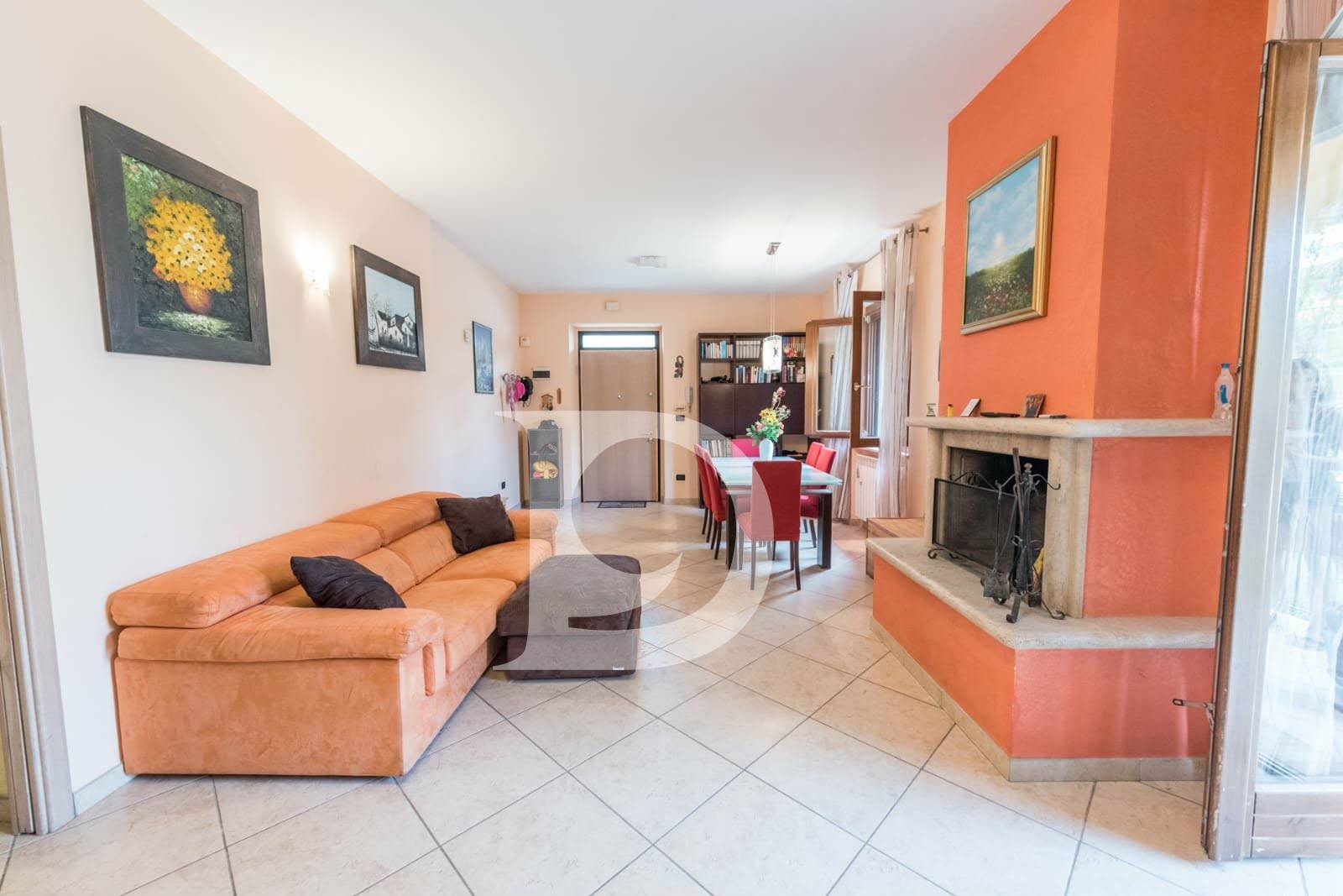 Appartamento in vendita a Collecorvino, Barberi