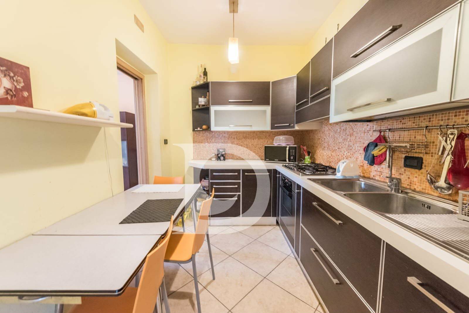 Appartamento in vendita a Collecorvino, Barberi