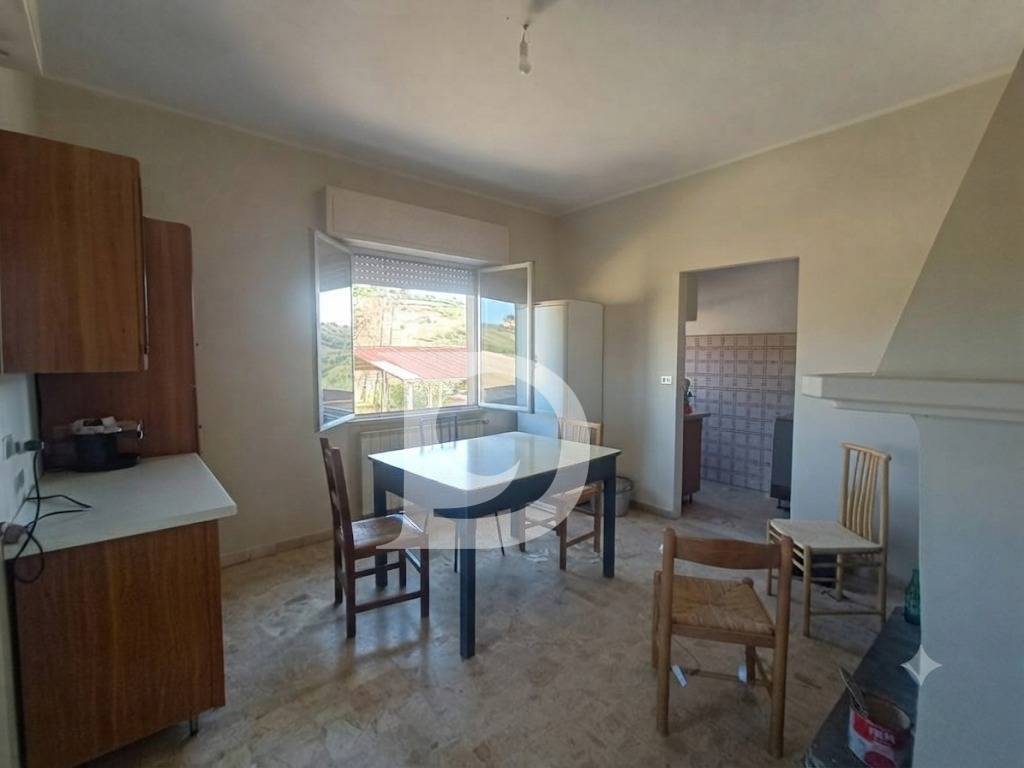 Casa singola in vendita a Citt Sant'Angelo