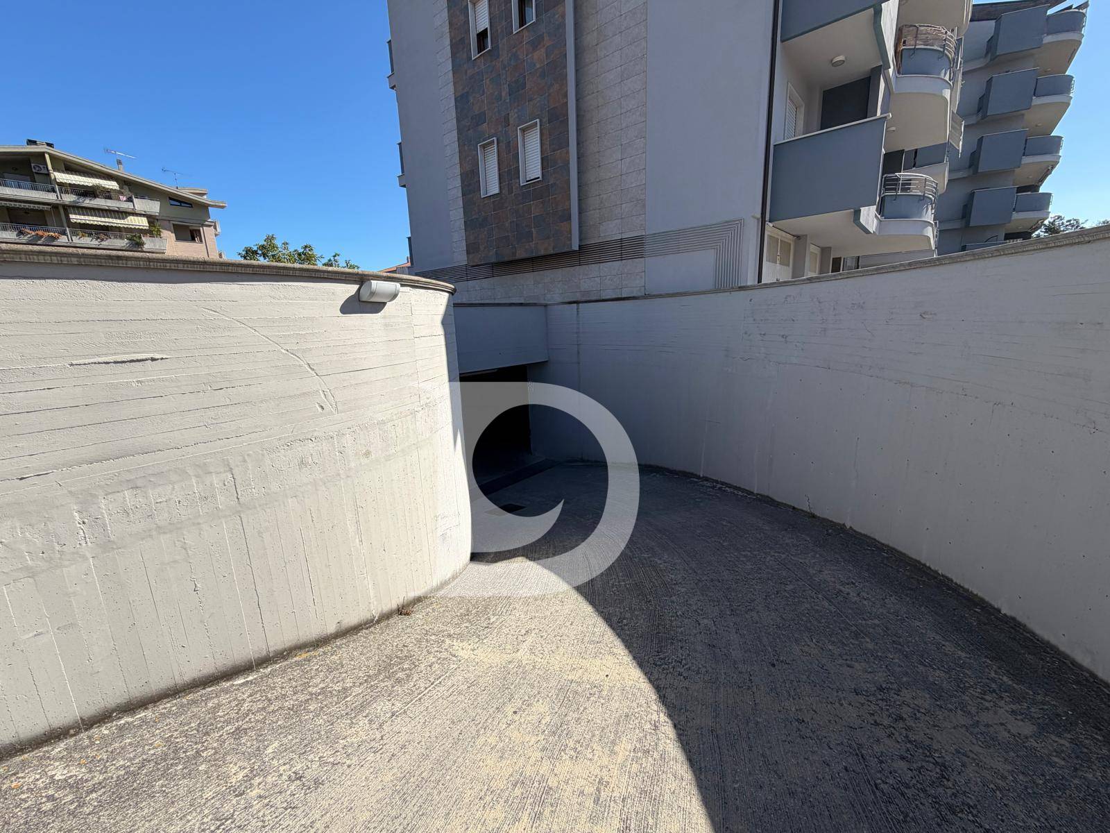 Box o garage in vendita a Montesilvano