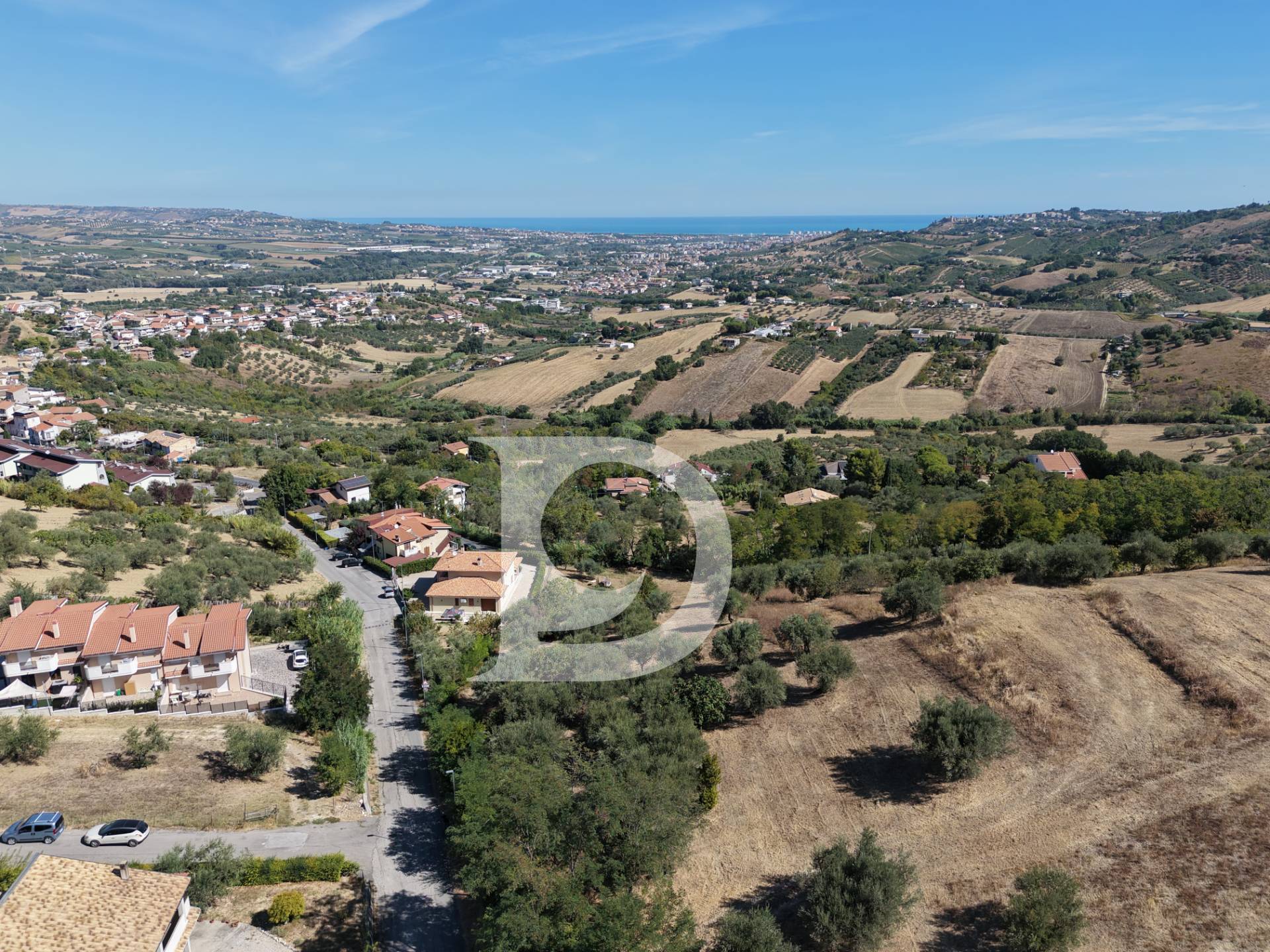 Terreno edificabile in vendita a Cappelle sul Tavo