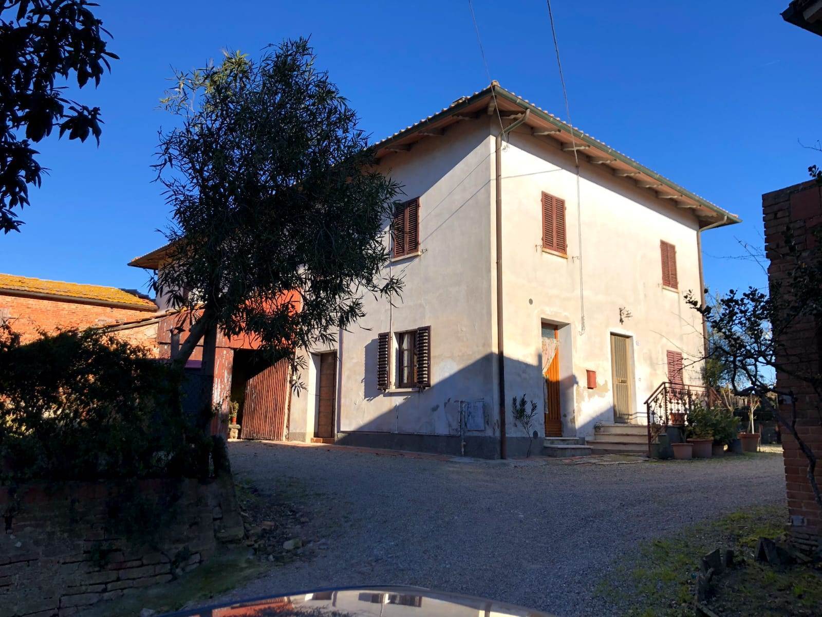 Casa indipendente da ristrutturare a Montepulciano