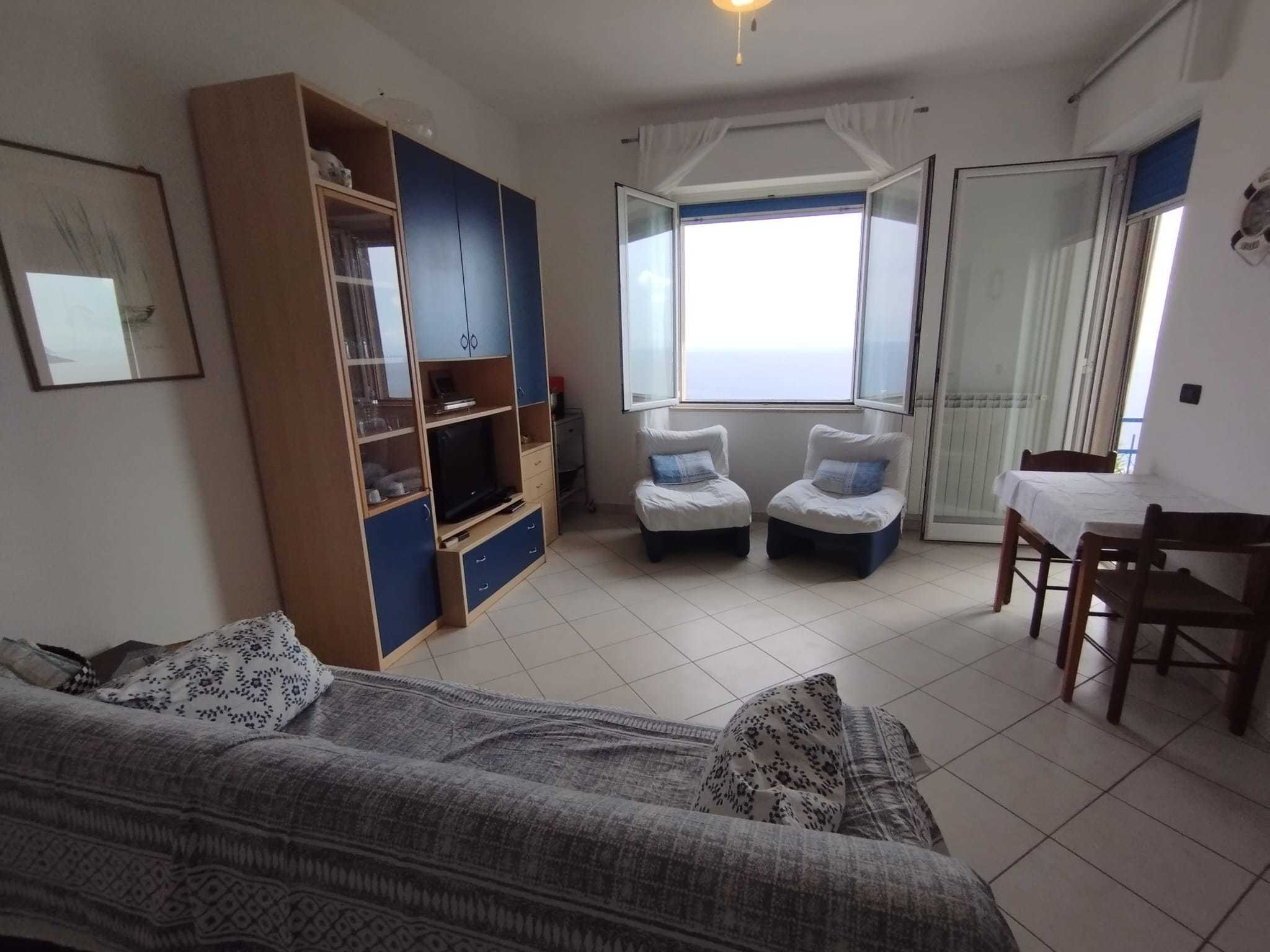 Villa con giardino a Andora