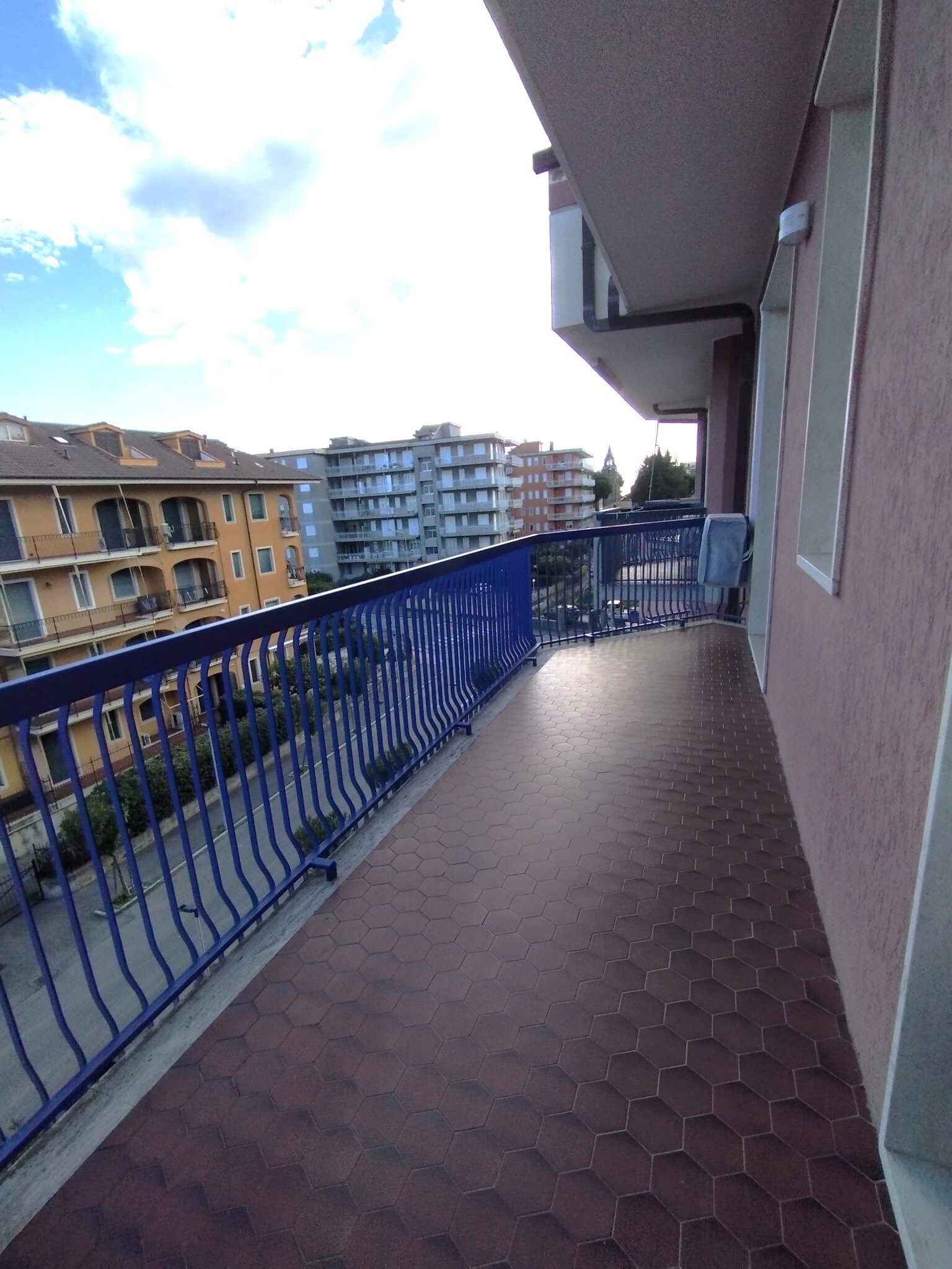 Trilocale ristrutturato a Andora