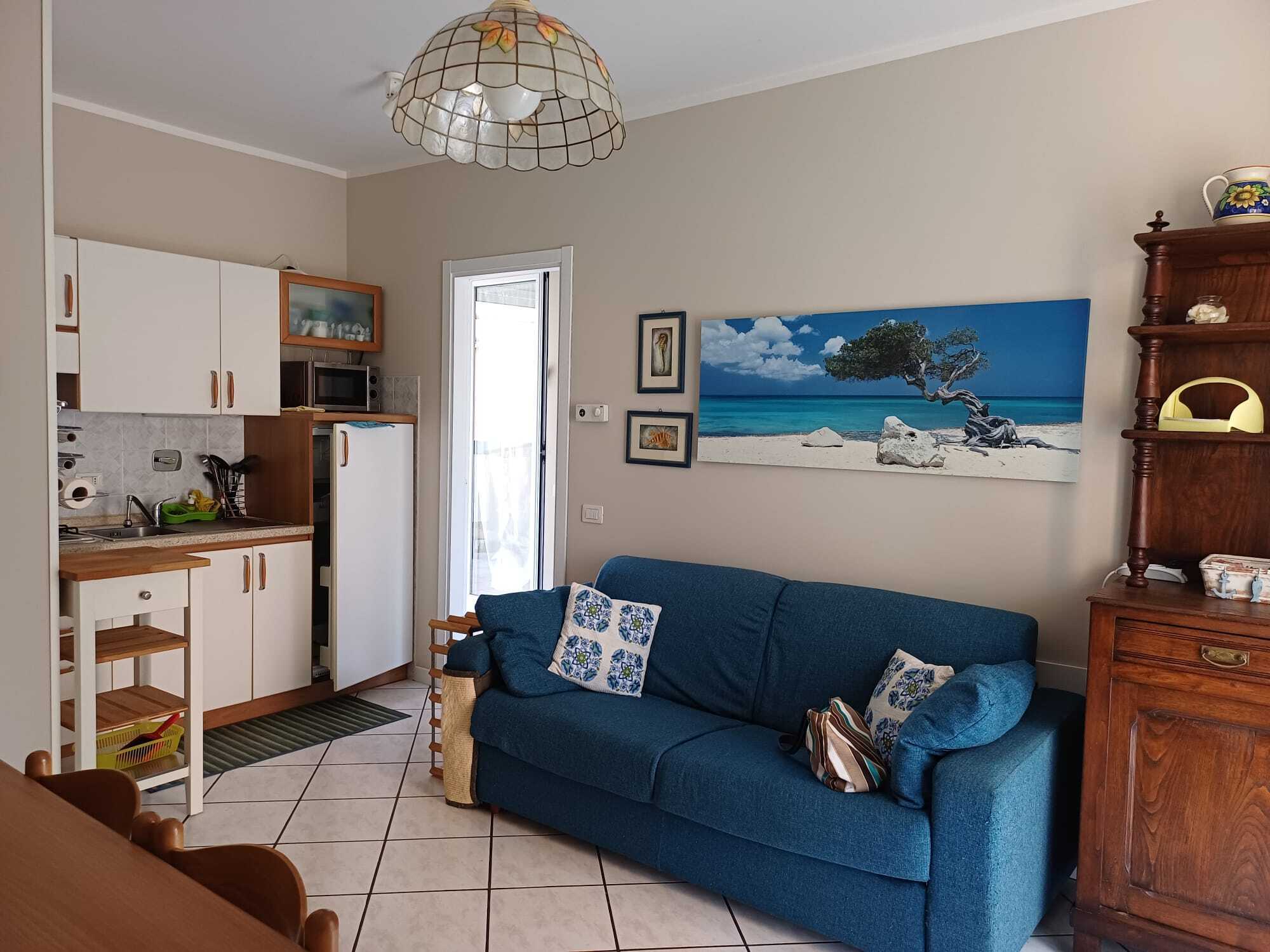 Bilocale con terrazzo a Andora