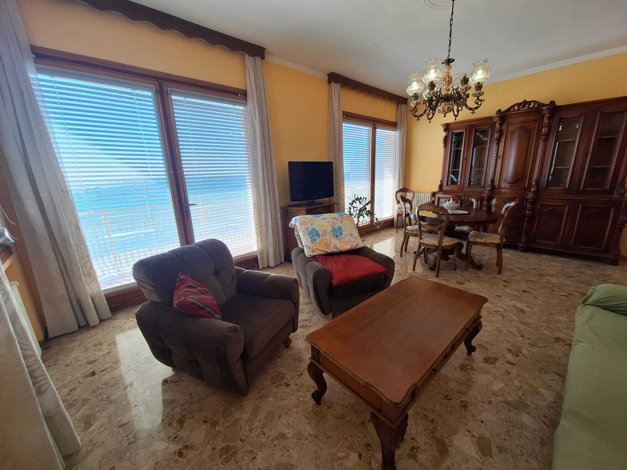 Appartamento con terrazzi a Andora