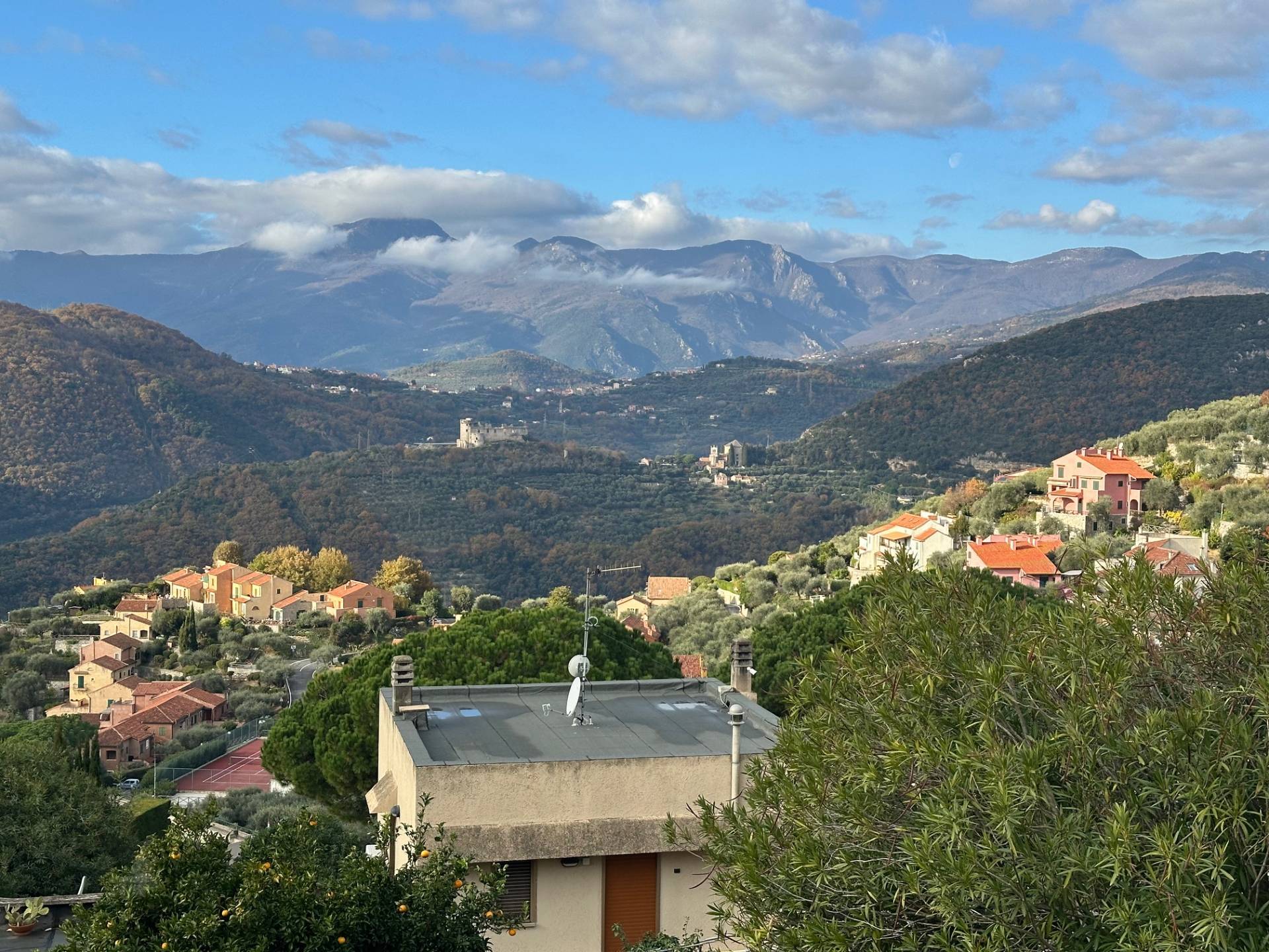 Villette a schiera in vendita a Finale Ligure