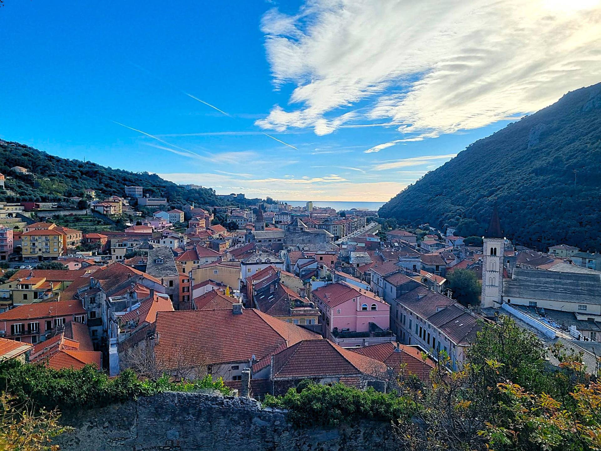 Appartamento in vendita a Finale Ligure, Finalborgo