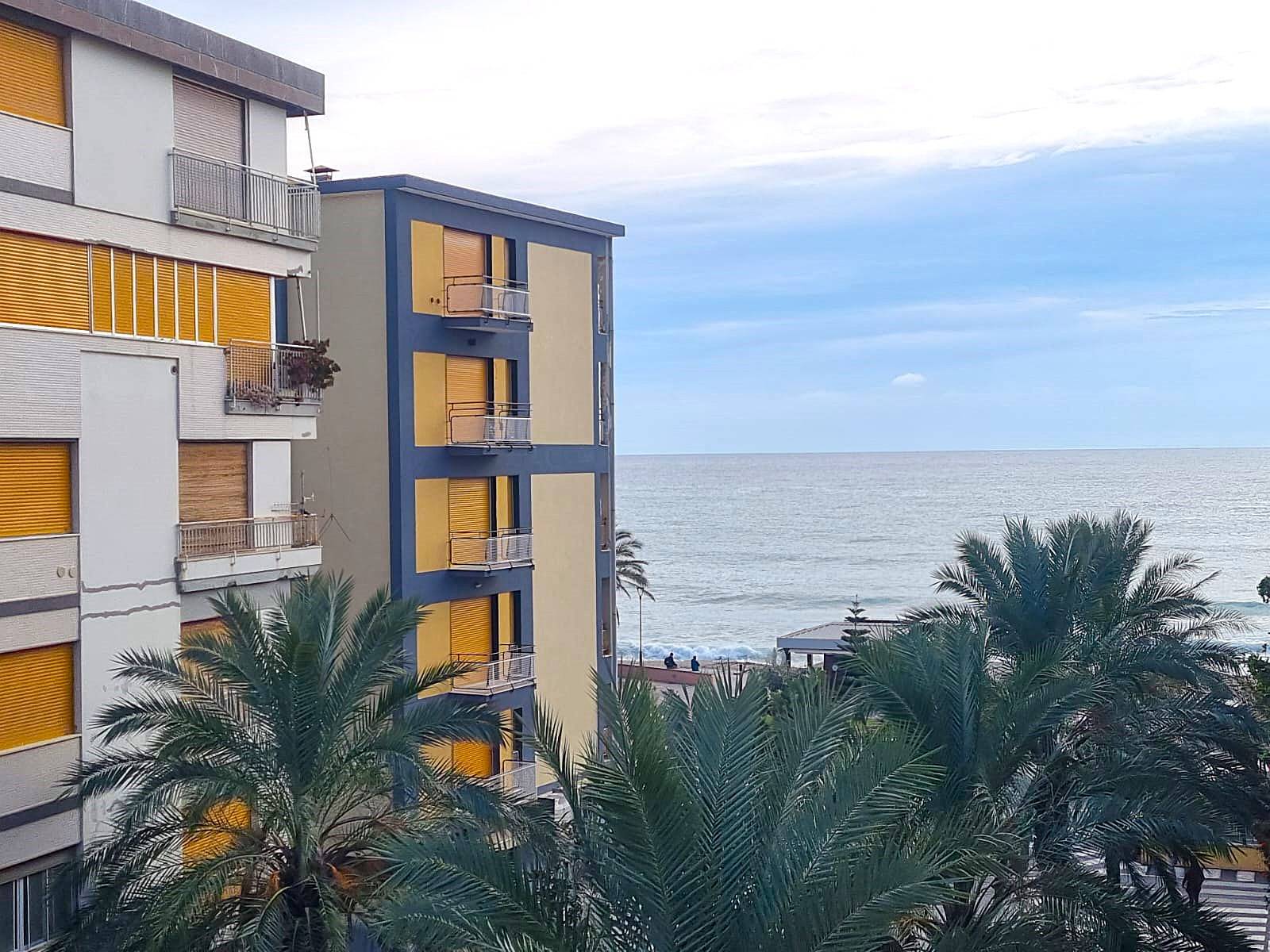 Appartamento in vendita a Finale Ligure, Finale Marina