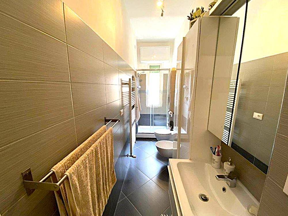 Appartamento in vendita a Finale Ligure, Finalborgo