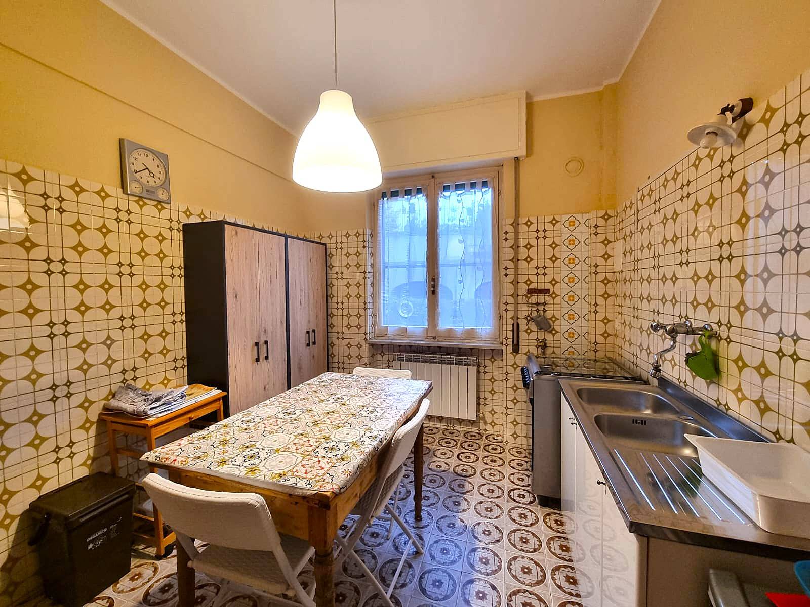 Appartamento in vendita a Finale Ligure, Finalborgo