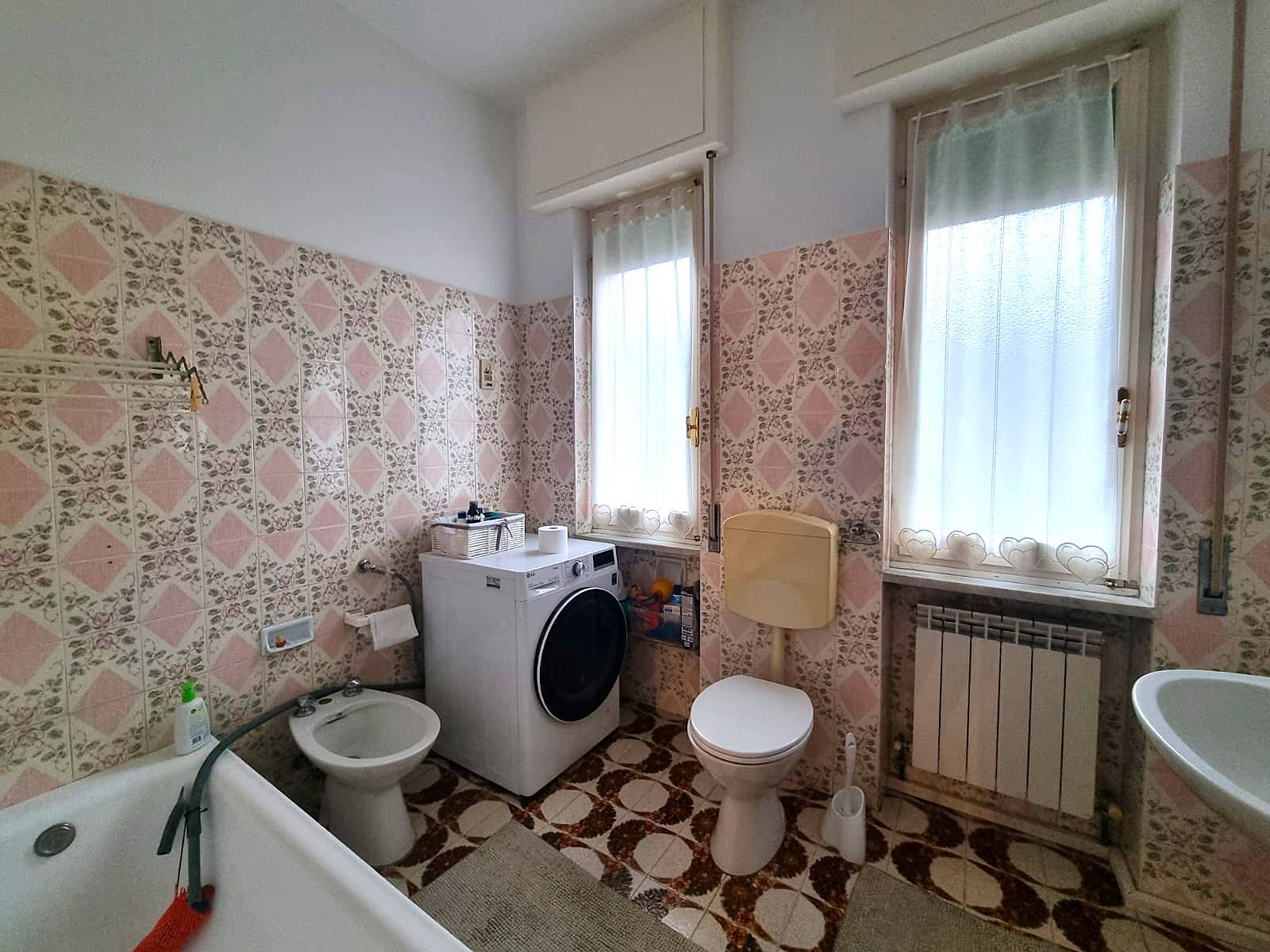 Appartamento in vendita a Finale Ligure, Finalborgo