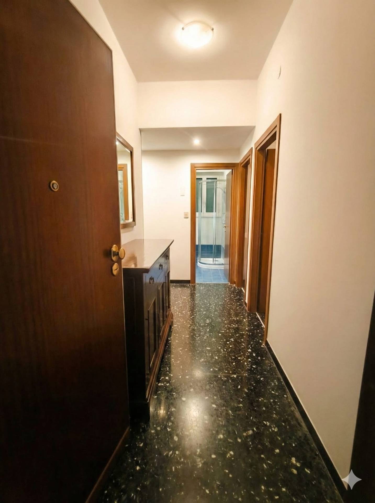 Appartamento in vendita a Finale Ligure, Finale Marina