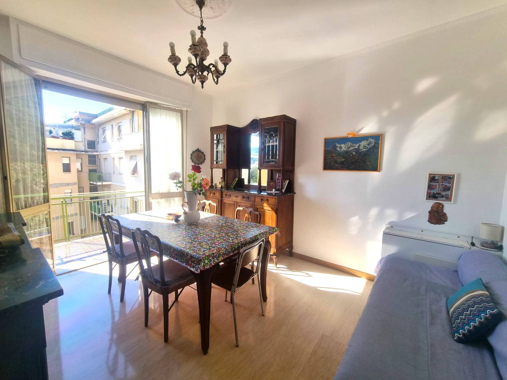 Appartamento in vendita a Finale Ligure, Finalborgo