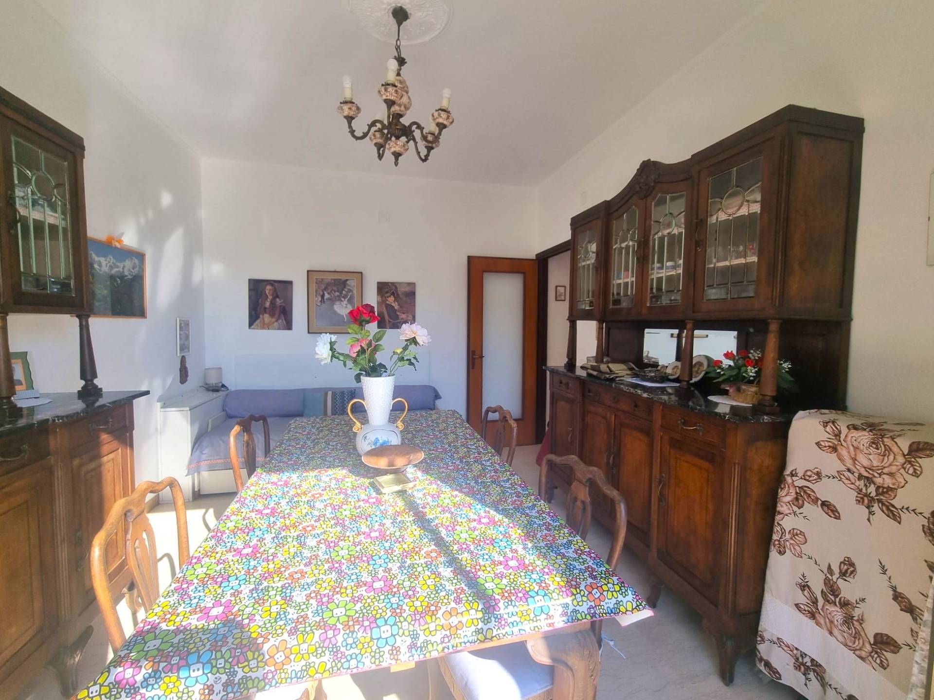 Appartamento in vendita a Finale Ligure, Finalborgo