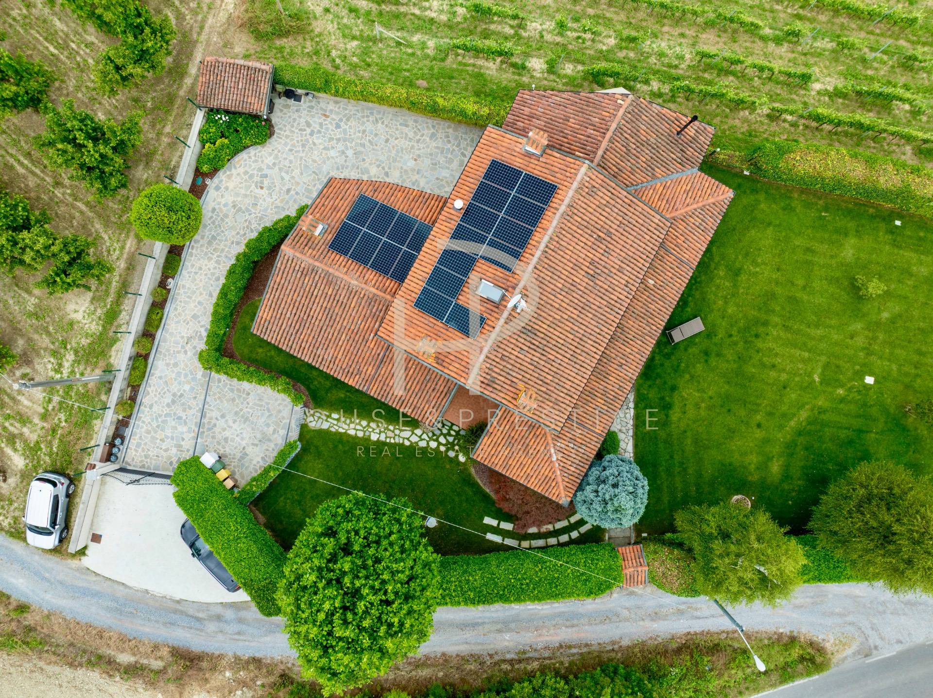 Villa in vendita a Cherasco