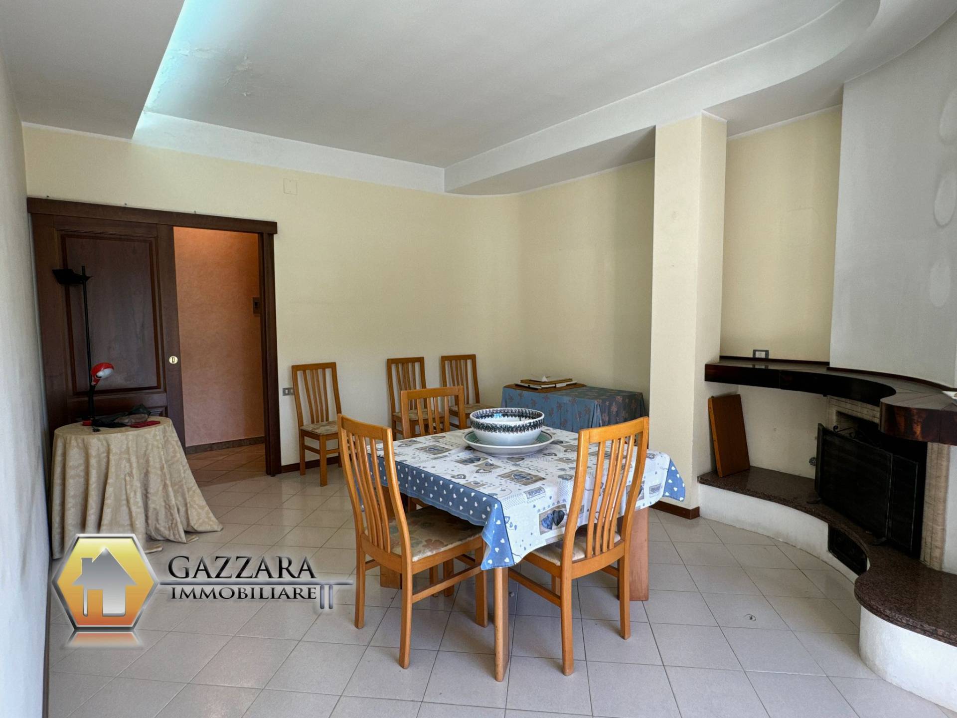 Attico in vendita a Canicattini Bagni, Centro