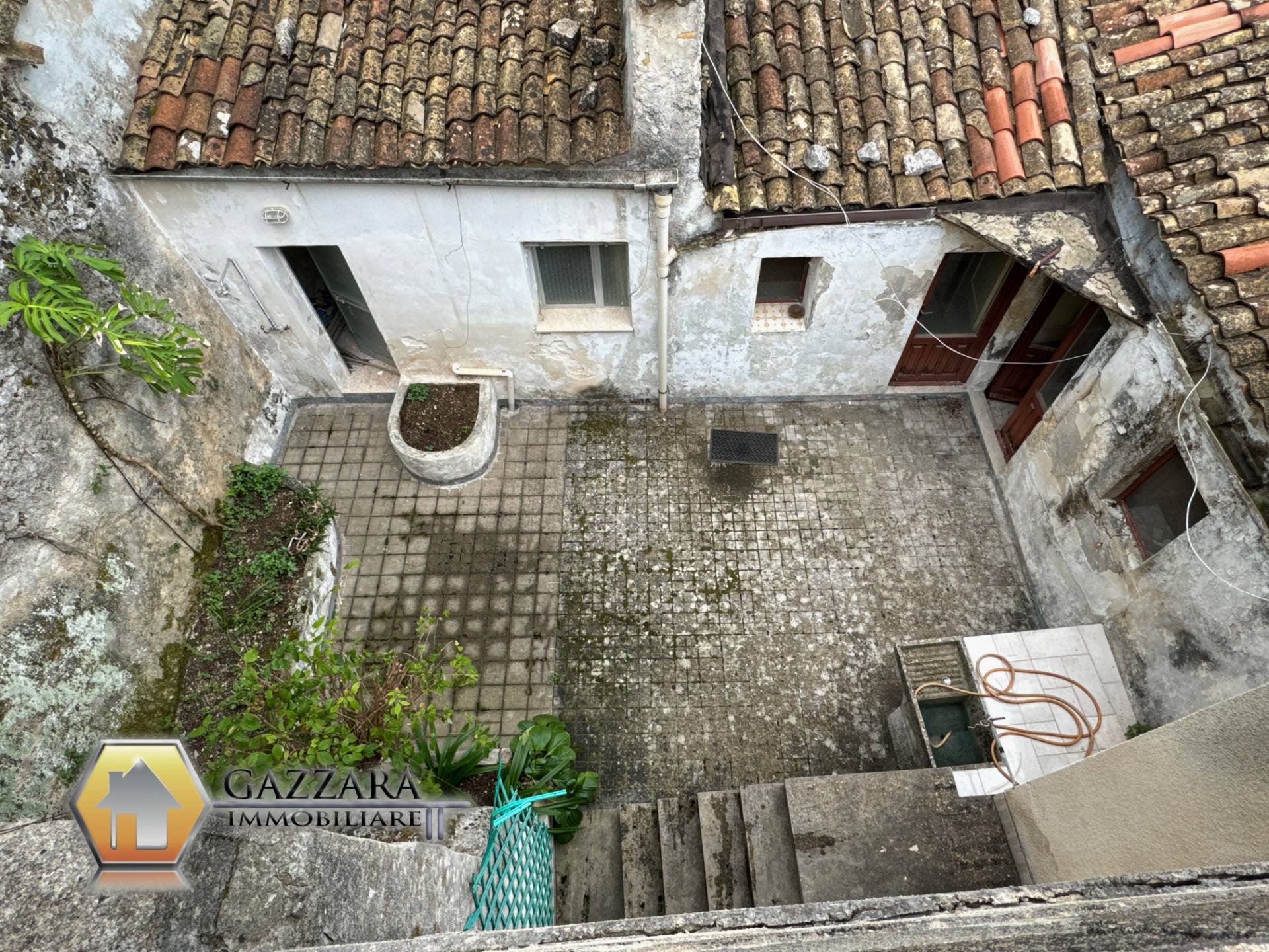 Casa indipendente in vendita a Canicattini Bagni, Zona Alta