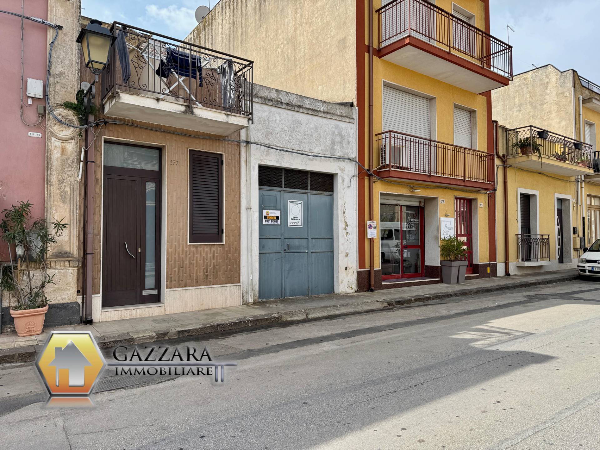 Box o garage in vendita a Canicattini Bagni, Centro