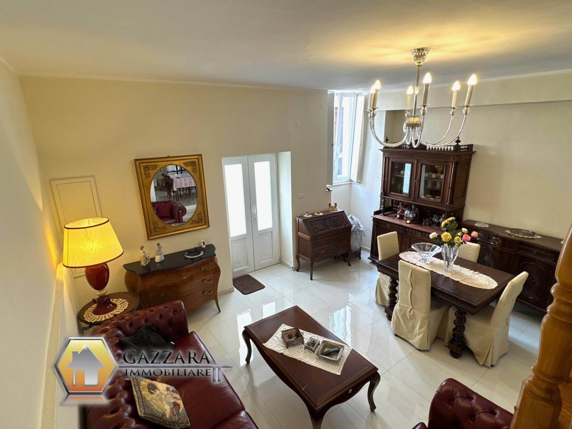 Casa indipendente in vendita a Canicattini Bagni, Centro