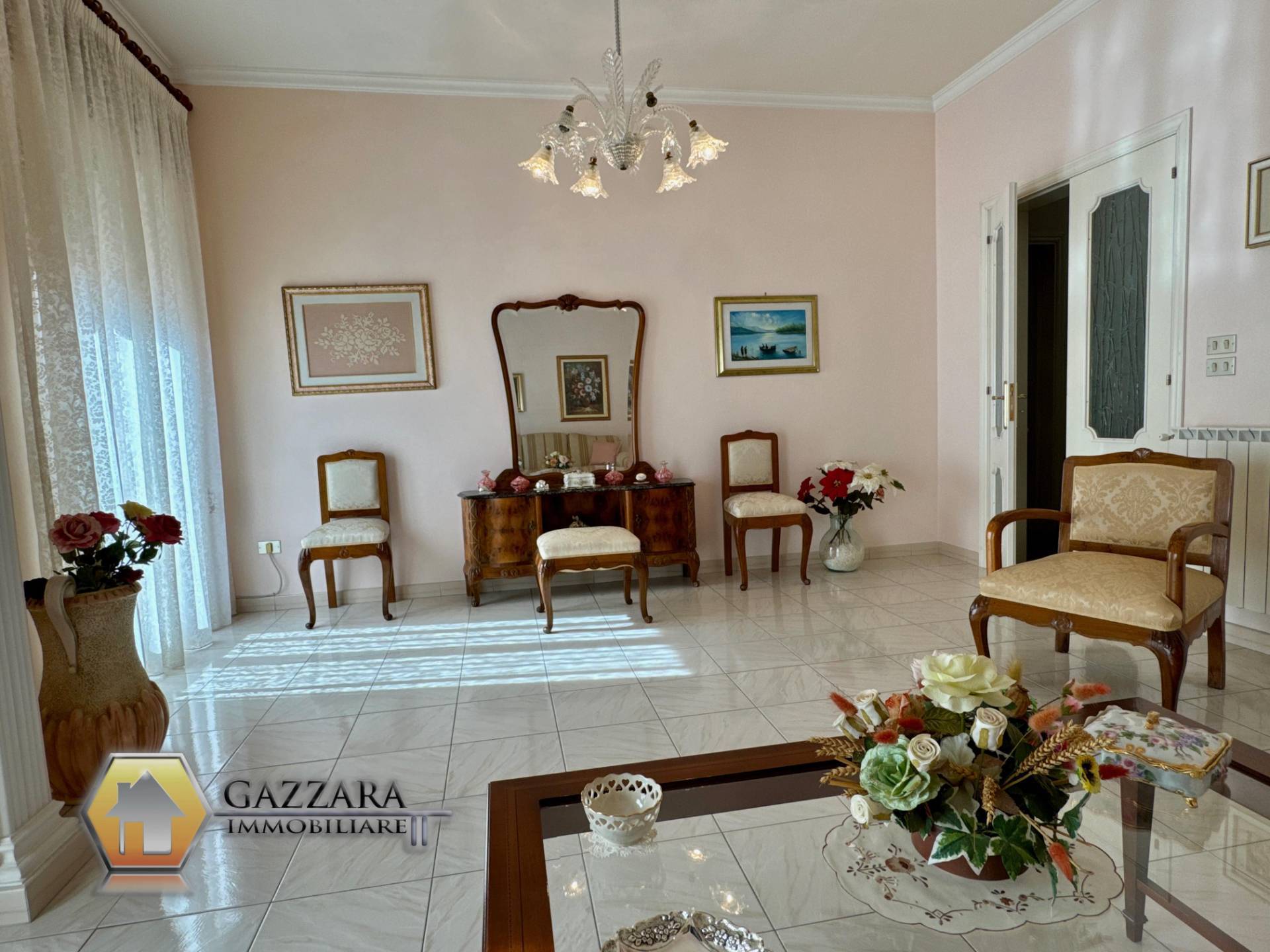 Casa indipendente in vendita a Canicattini Bagni, Centro