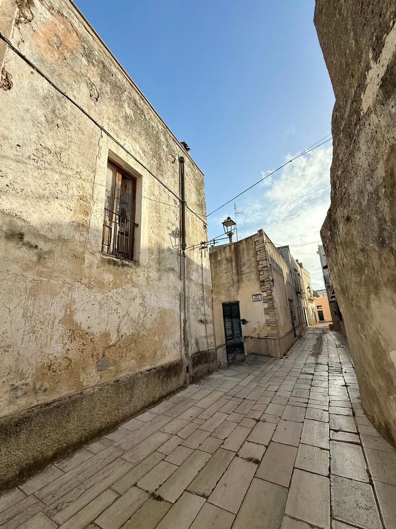 Bilocale da ristrutturare, Alessano montesardo