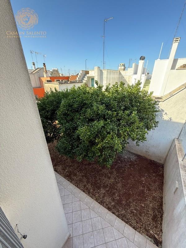 Casa indipendente con giardino a Castrignano del Capo