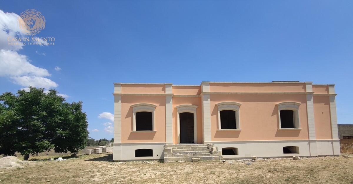 Villa con giardino a Montesano Salentino